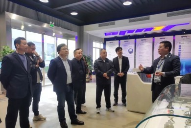 佛山市贸促会领导同企业家一行到访Bsports必一运动调研|共谋发展新篇章