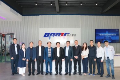 中南大学领导、校友一行到访校友企业考察调研